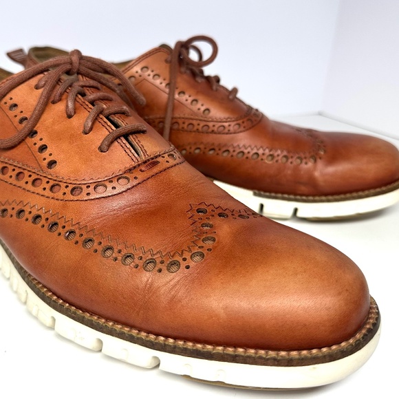 GUC Cole Haan ZERØGRAND Remastered Wingtip Oxfords Shoes British Tan/Ivory (9.5) - Picture 1 of 8